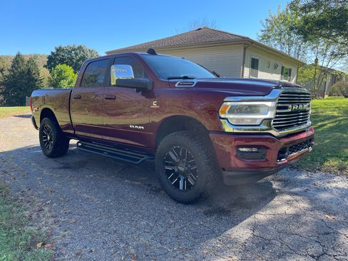 Used 2023 RAM 2500 Laramie image 8
