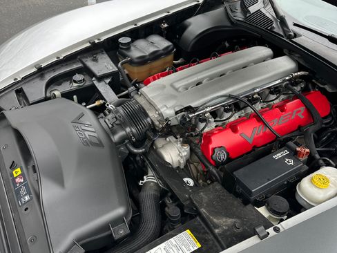 Used 2003 Dodge Viper SRT-10 RWD image 26