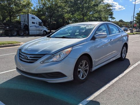 Used 2014 Hyundai Sonata GLS w/ Popular Equipment Group 2 FWD image 4