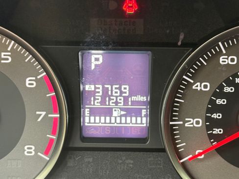 Used 2015 Subaru Forester 2.5i Premium AWD/4WD image 11