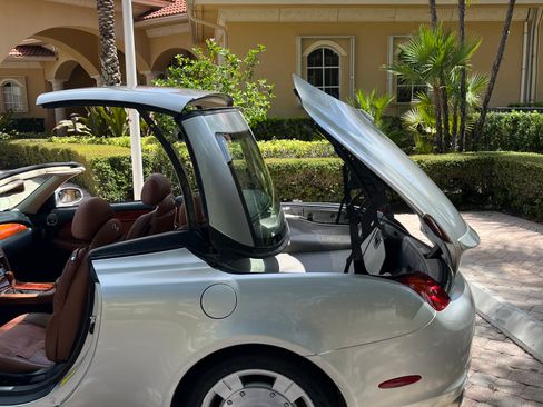 Used 2004 Lexus SC 430 Convertible image 19