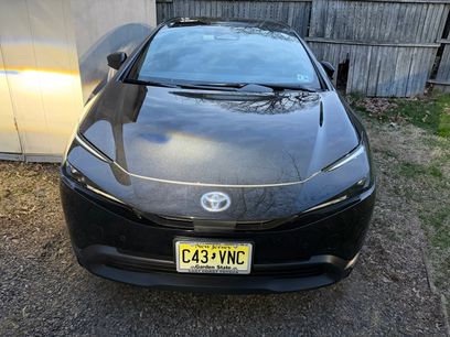 Used 2025 Toyota Prius LE
