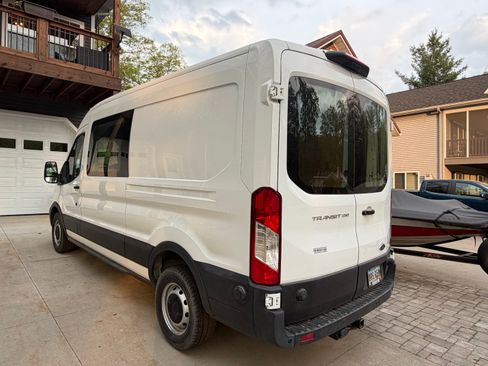 Used 2020 Ford Transit 250 Medium Roof RWD image 4