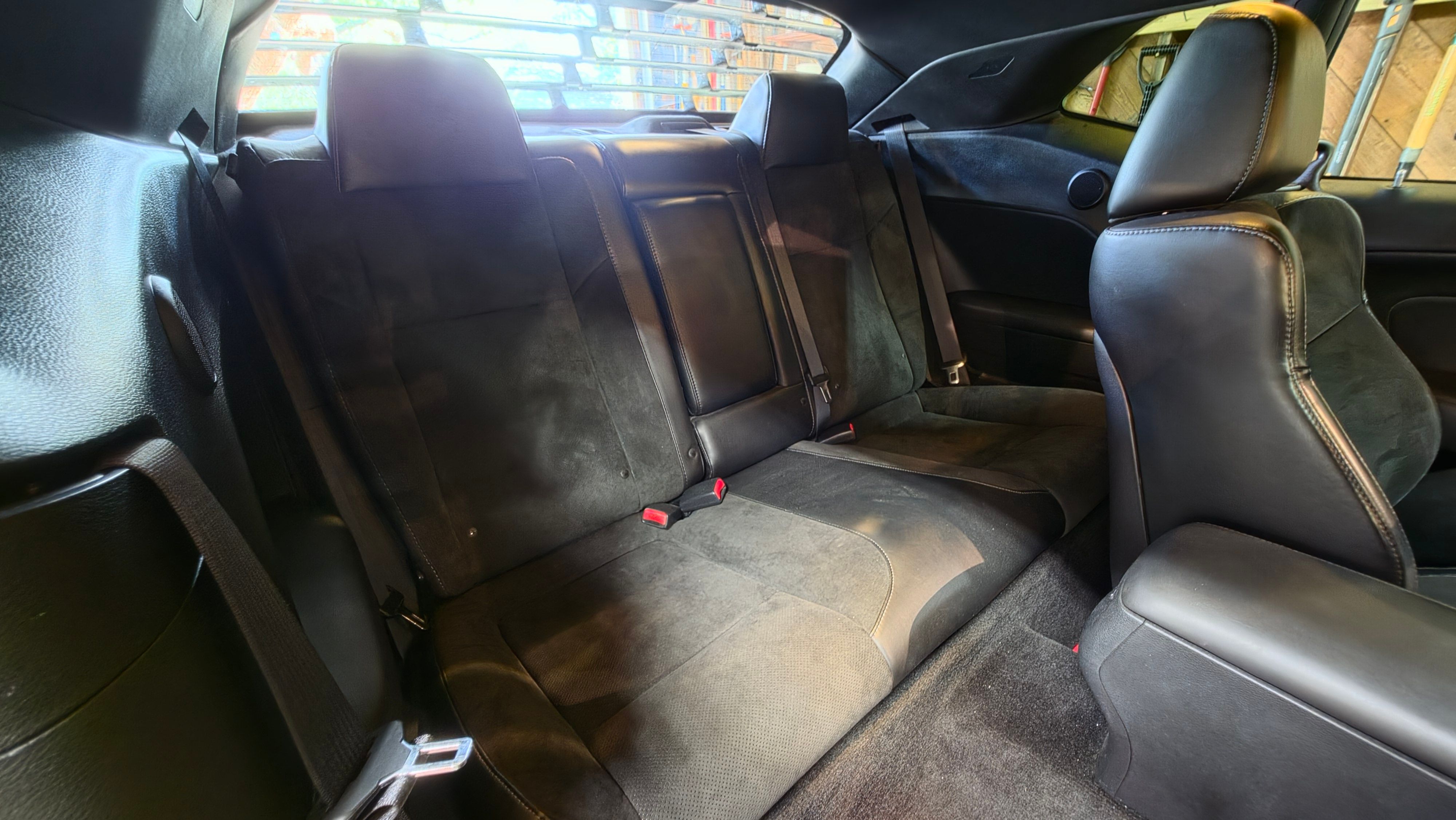 Used 2015 Dodge Challenger R/T Plus RWD image 21