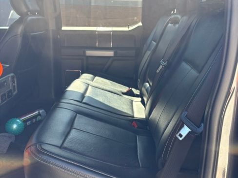 Used 2021 Ford F250 Lariat w/ Lariat Value Package AWD/4WD image 6