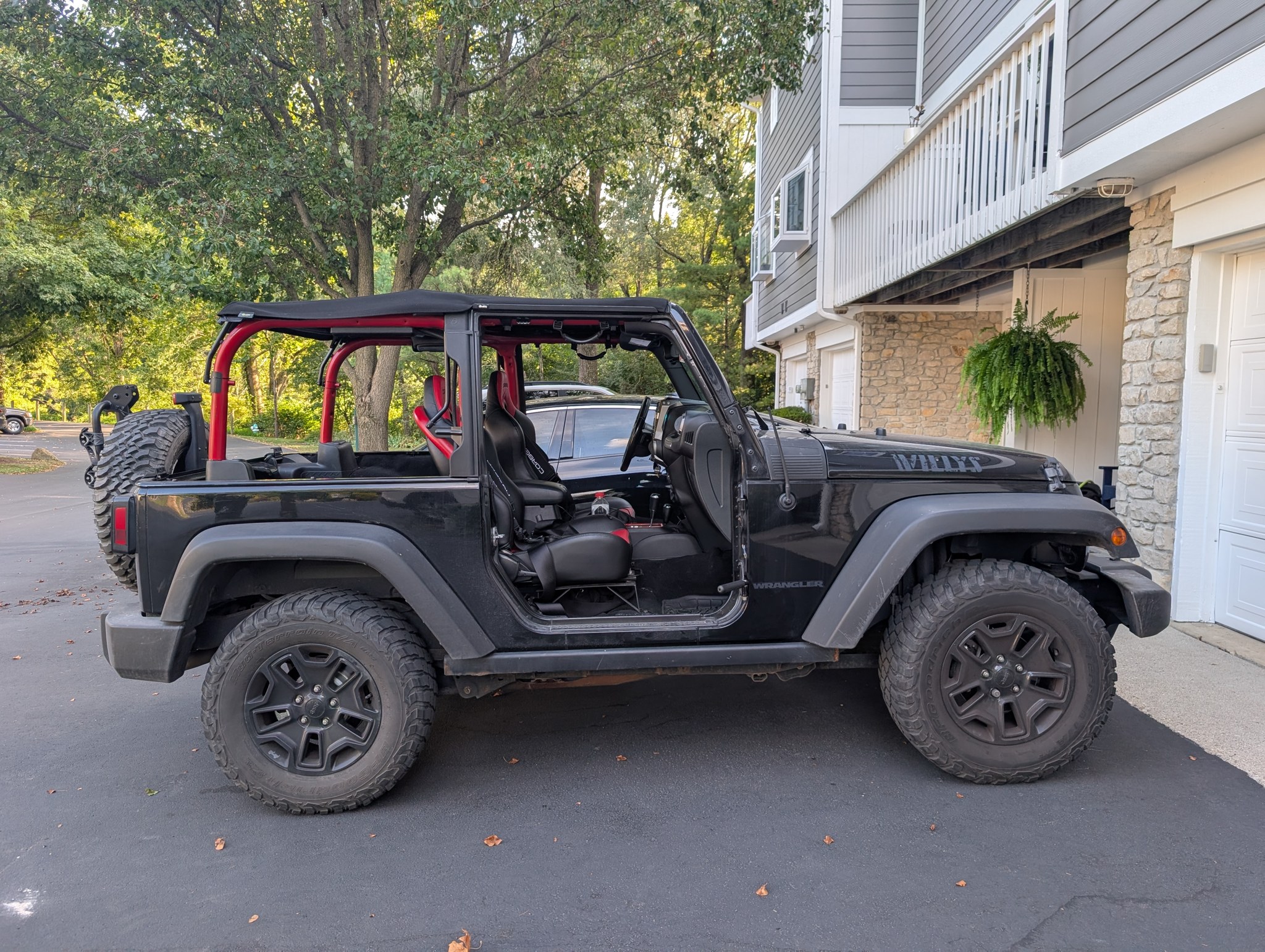 Used 2017 Jeep Wrangler Sport AWD/4WD image 8
