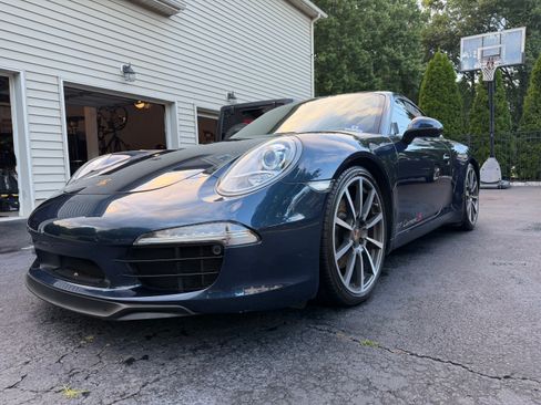 Used 2012 Porsche 911 Carrera S RWD image 2