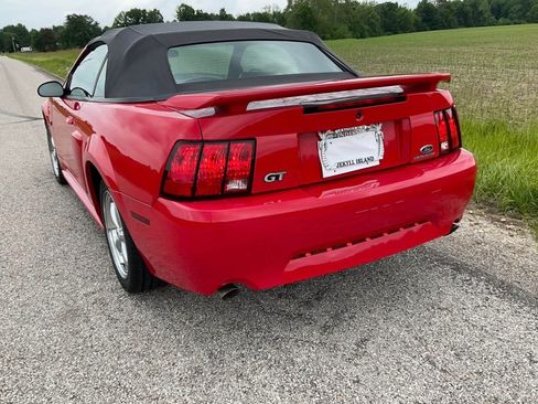 Used 2003 Ford Mustang GT RWD image 9