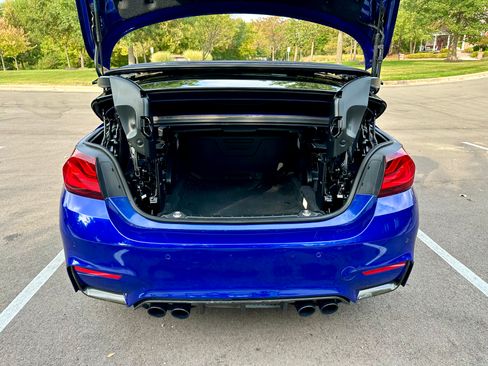 Used 2020 BMW M4 Convertible w/ Competition Package image 10