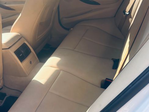 Used 2014 BMW 320i Sedan image 12