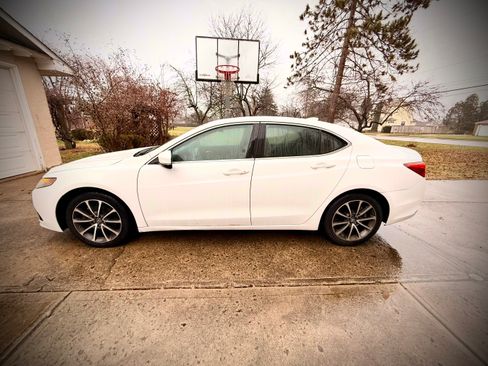 Used 2016 Acura TLX V6 image 1