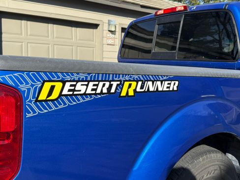 Used 2015 Nissan Frontier Desert Runner image 8