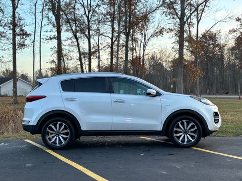 Used 2017 Kia Sportage EX w/ EX Technology Package image 14