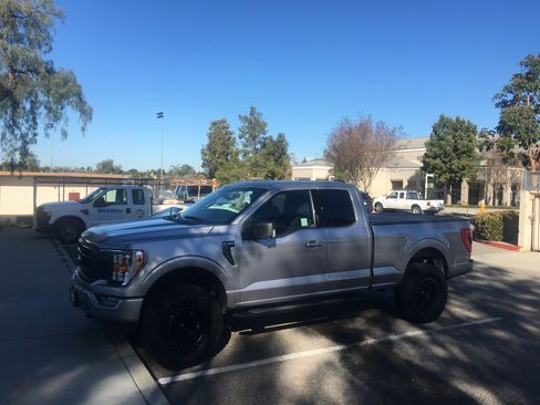 Used 2021 Ford F150 XLT w/ Equipment Group 302A High image 4