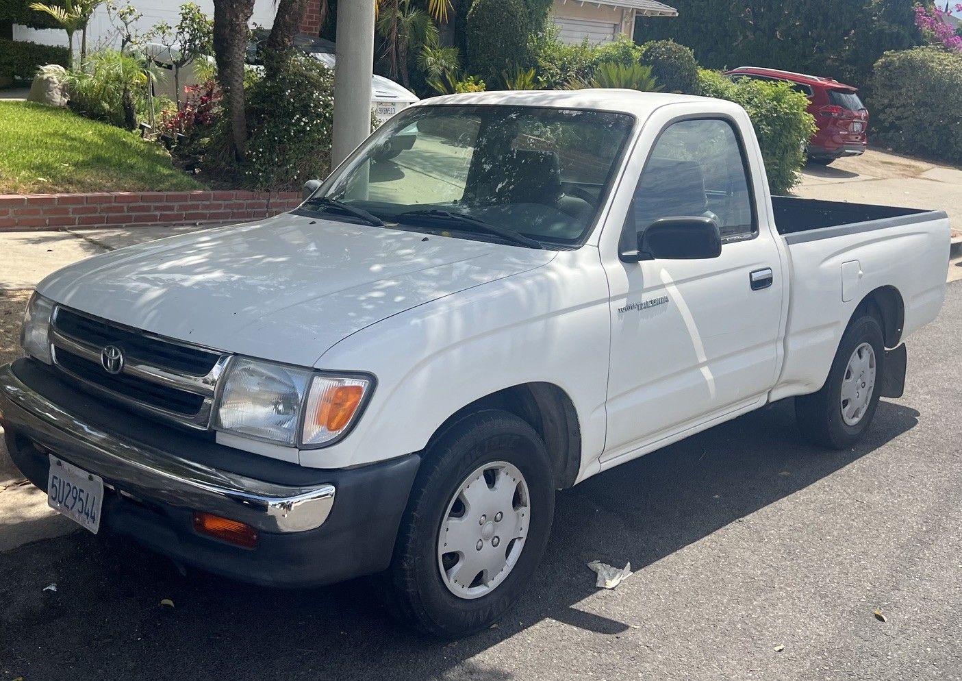Used 1998 Toyota Tacoma 2WD Regular Cab image 1