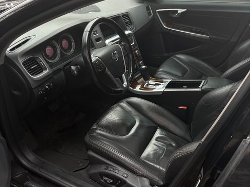 Used 2012 Volvo S60 T5 image 6