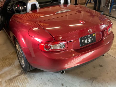Used 2015 MAZDA MX-5 Miata Grand Touring w/ Premium Package image 4