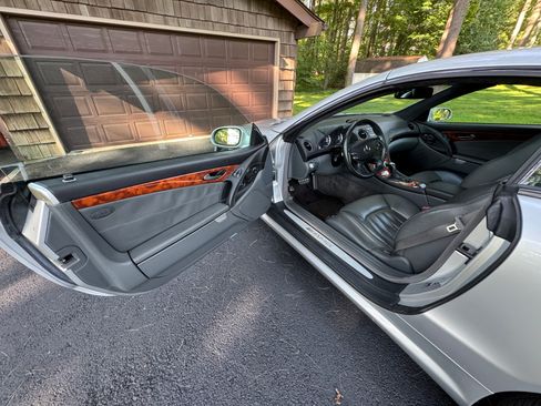 Used 2003 Mercedes-Benz SL 55 AMG image 2