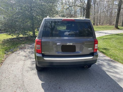 Used 2017 Jeep Patriot High Altitude image 4