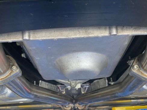 Used 2004 Chevrolet Corvette Coupe 2D w/ Preferred Equipment Group image 16