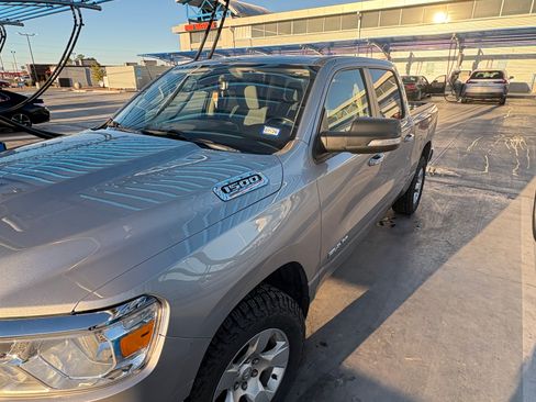 Used 2019 RAM 1500 Big Horn image 4