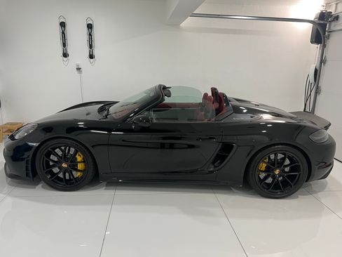 Used 2022 Porsche 718 Boxster Spyder image 11