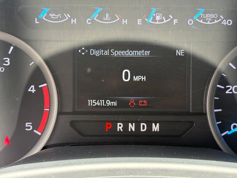 Used 2022 Ford F350 XLT AWD/4WD image 10