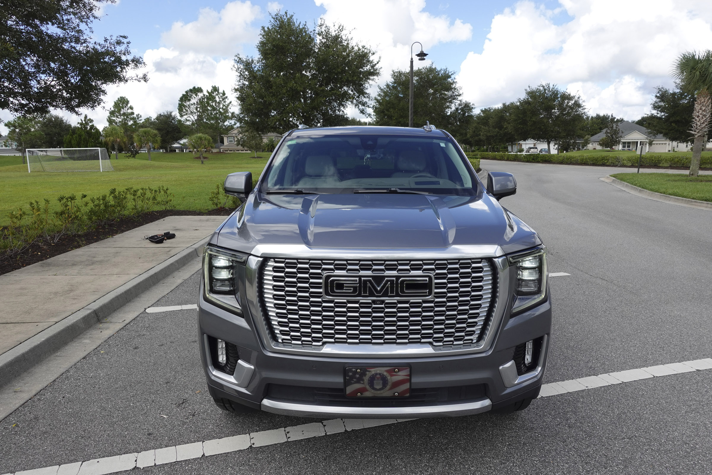 Used 2021 GMC Yukon Denali w/ Denali Ultimate Package AWD/4WD image 1
