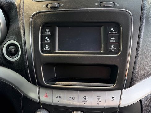 Used 2016 Dodge Journey Crossroad FWD image 12