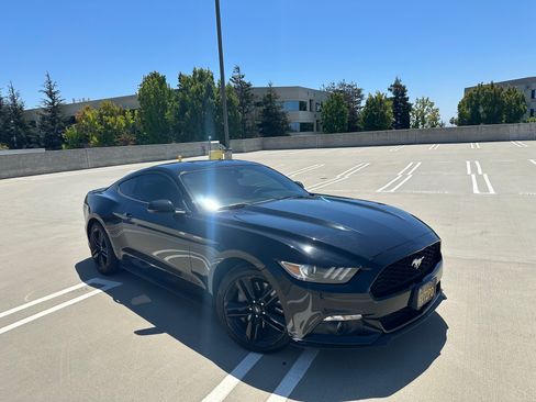 Used 2016 Ford Mustang Premium w/ Ecoboost Performance Package RWD image 9