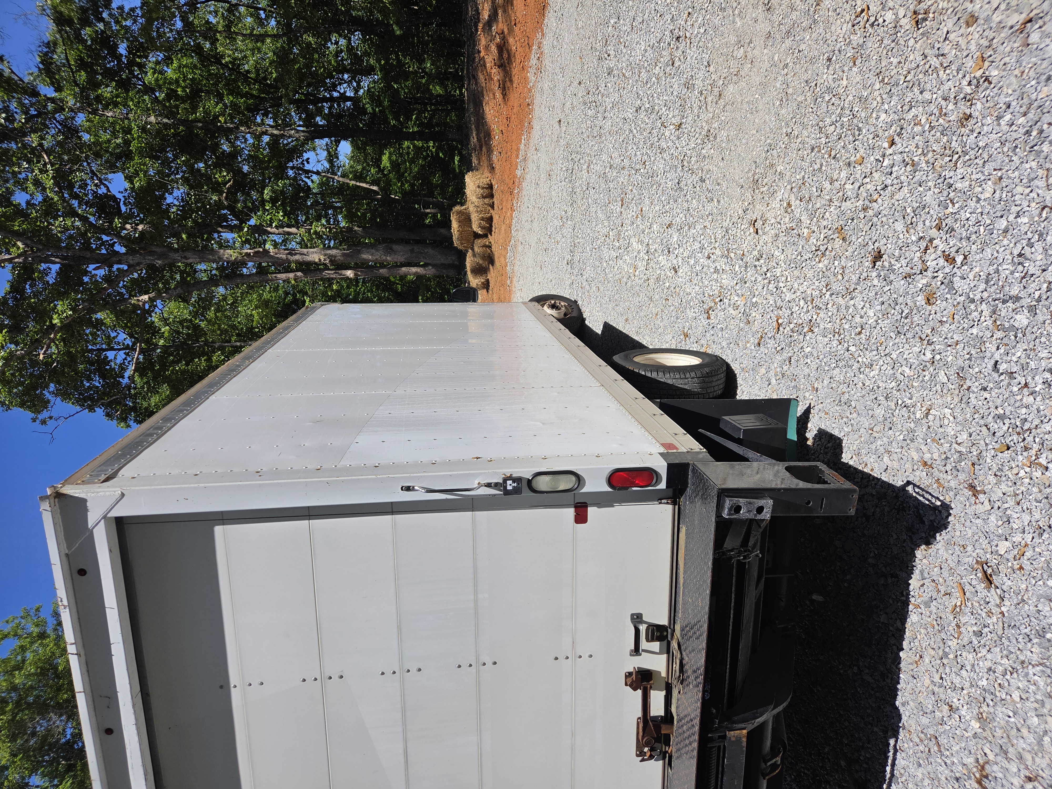 Used 2022 Ford E-350 and Econoline 350 Super Duty w/ Power Windows & Locks Group RWD image 2
