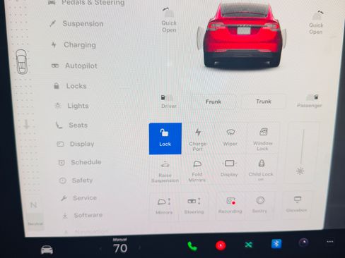 Used 2023 Tesla Model X image 17