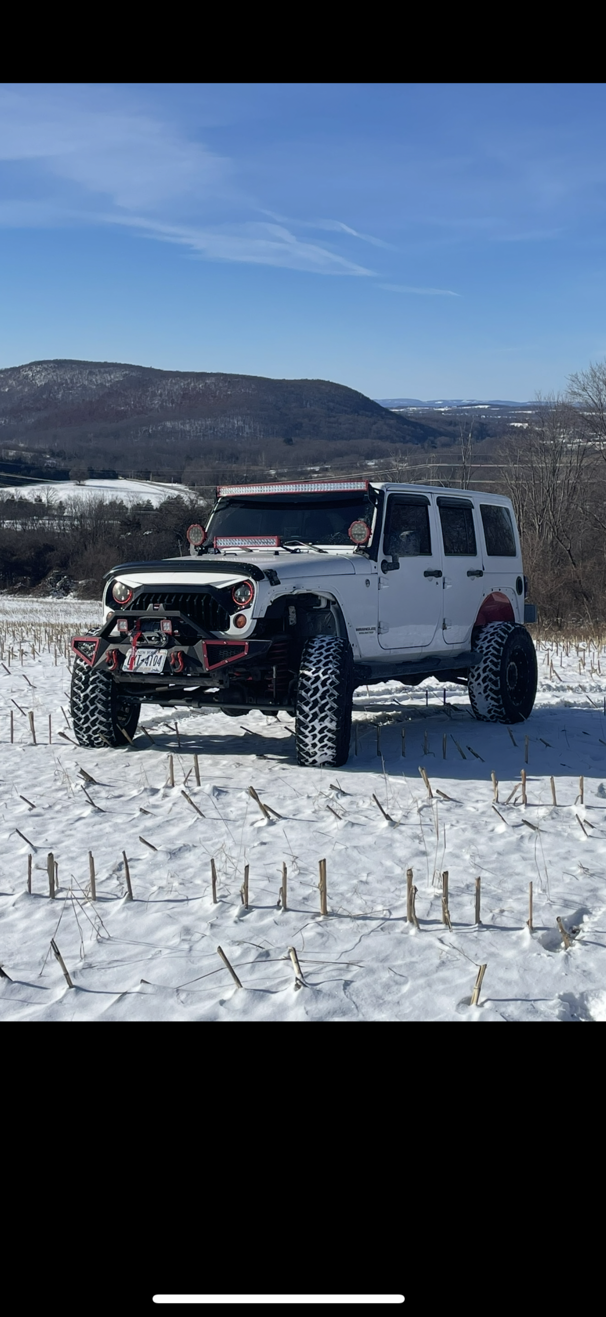 Used 2013 Jeep Wrangler Unlimited Sahara w/ Dual Top Group AWD/4WD image 19