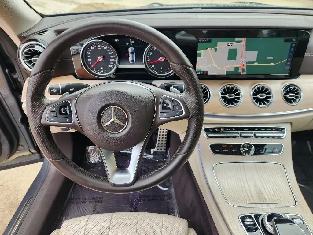 Used 2018 Mercedes-Benz E 400 4MATIC Coupe image 18