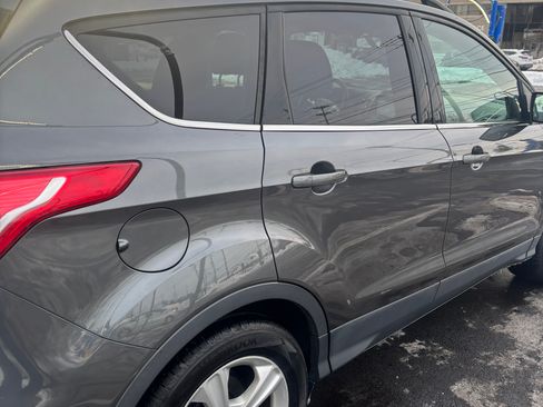 Used 2016 Ford Escape SE w/ SE Leather Comfort Package image 12