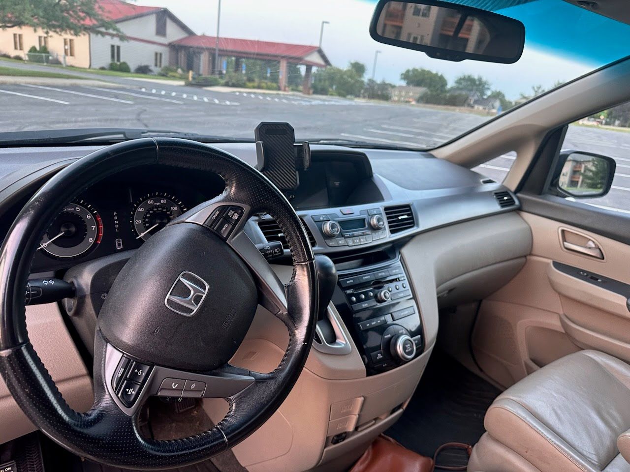 Used 2011 Honda Odyssey EX-L image 10