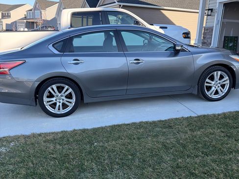 Used 2015 Nissan Altima 3.5 SL image 10