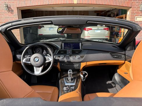 Used 2014 BMW Z4 sDrive28i image 14