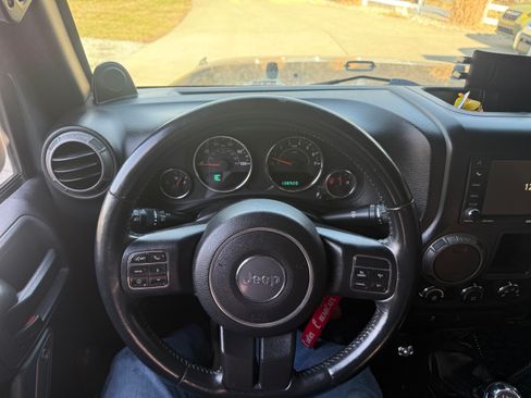 Used 2014 Jeep Wrangler Sport w/ 32" Tire & Wheel Group image 11