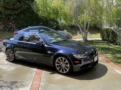 Used 2011 BMW M3 Convertible image 11