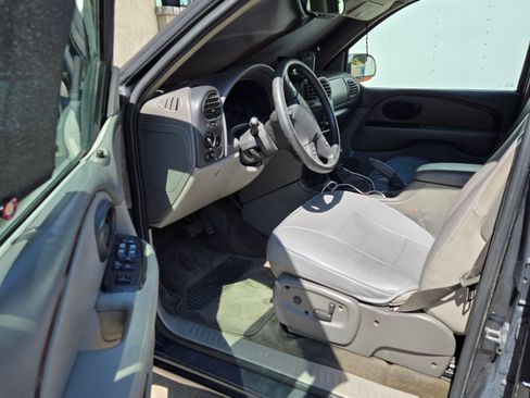 Used 2002 Oldsmobile Bravada AWD w/ 1SB Option Pkg image 13