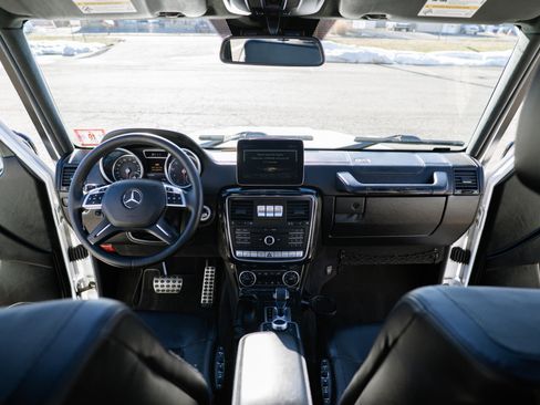 Used 2017 Mercedes-Benz G 550 image 12