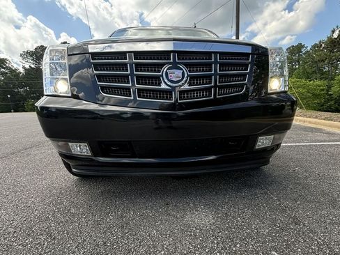 Used 2007 Cadillac Escalade EXT Sport Utility Pickup 4D 5 1/4 w/ Information Package image 13