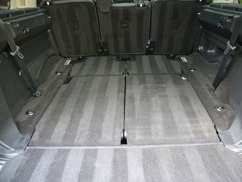 Used 2015 Land Rover LR4 HSE AWD/4WD image 25