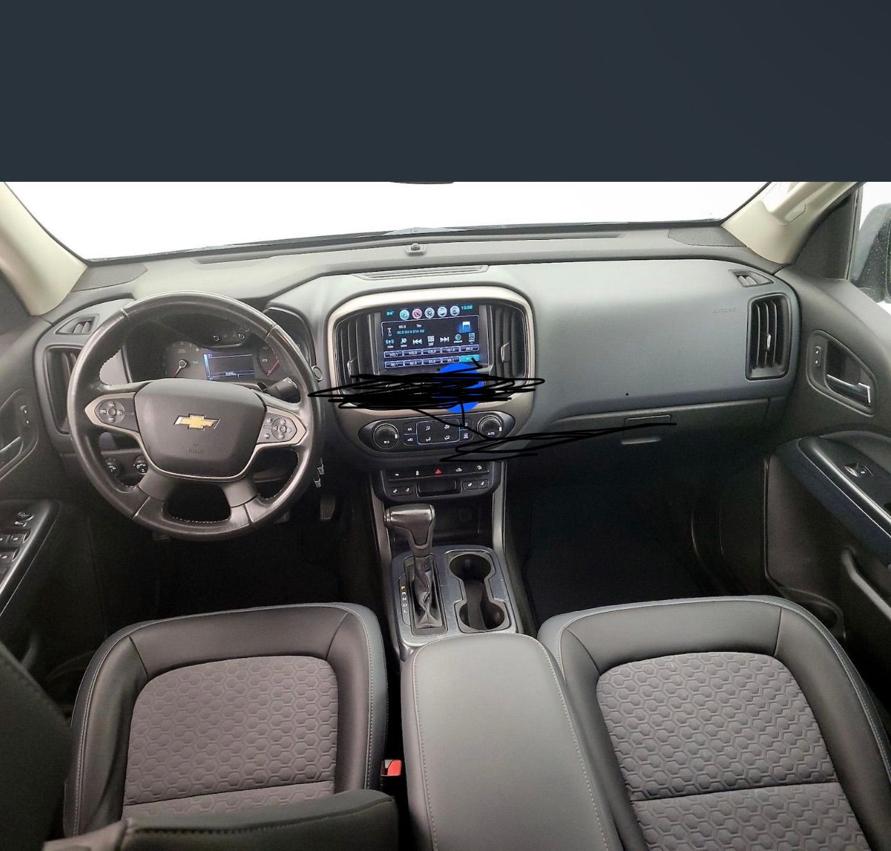 Used 2018 Chevrolet Colorado Z71 RWD image 11