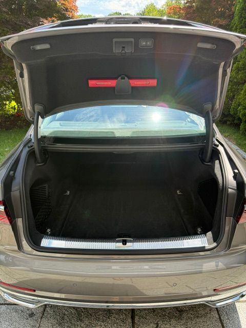 Used 2019 Audi A8 L 3.0T w/ Executive Package AWD/4WD image 12