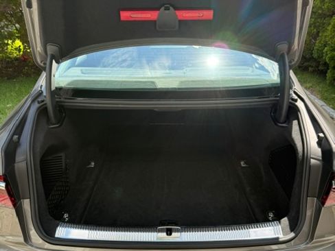 Used 2019 Audi A8 L 3.0T w/ Executive Package AWD/4WD image 12