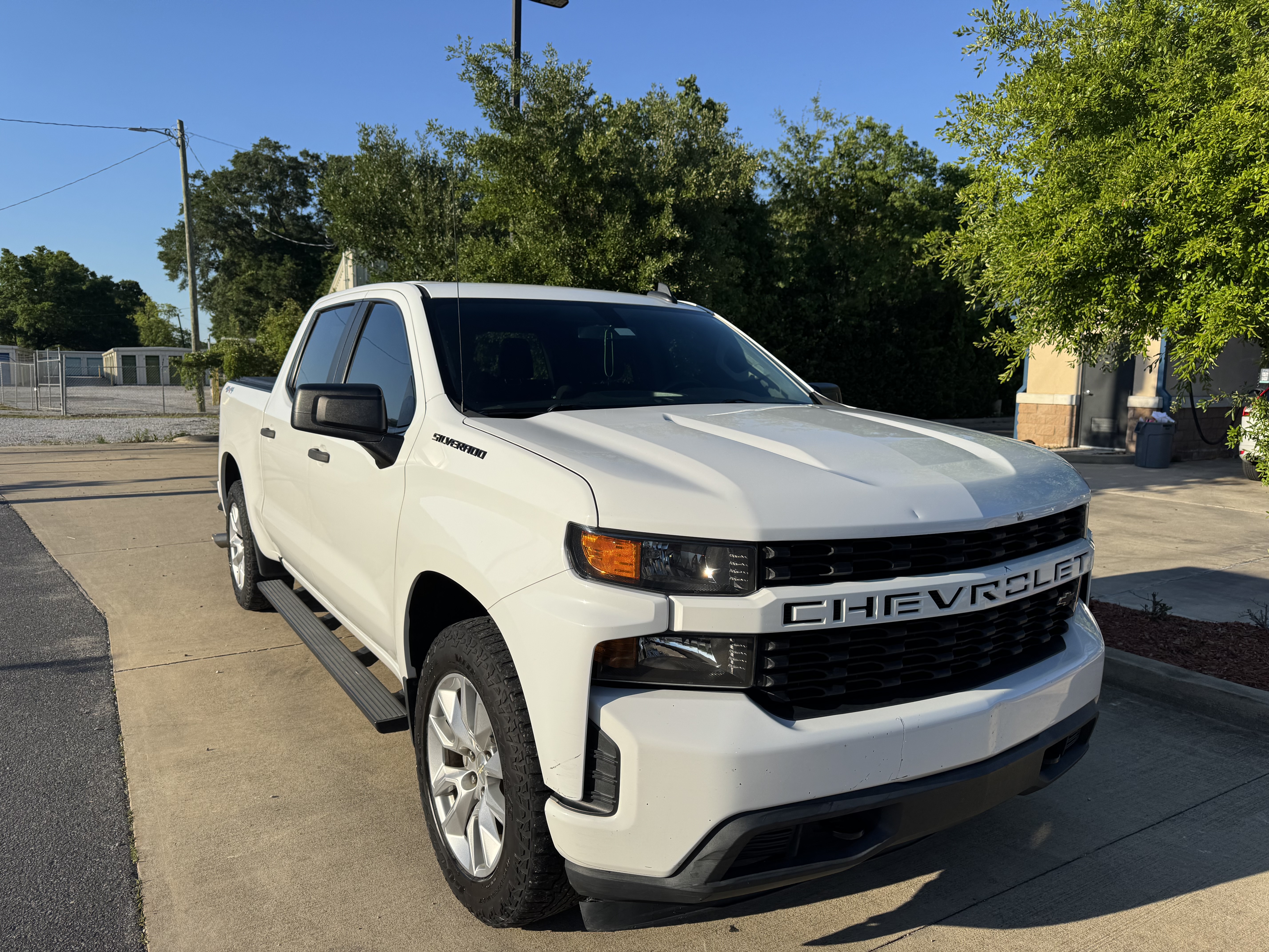 Used 2021 Chevrolet Silverado 1500 Custom w/ LPO, Dark Essentials Package AWD/4WD image 4