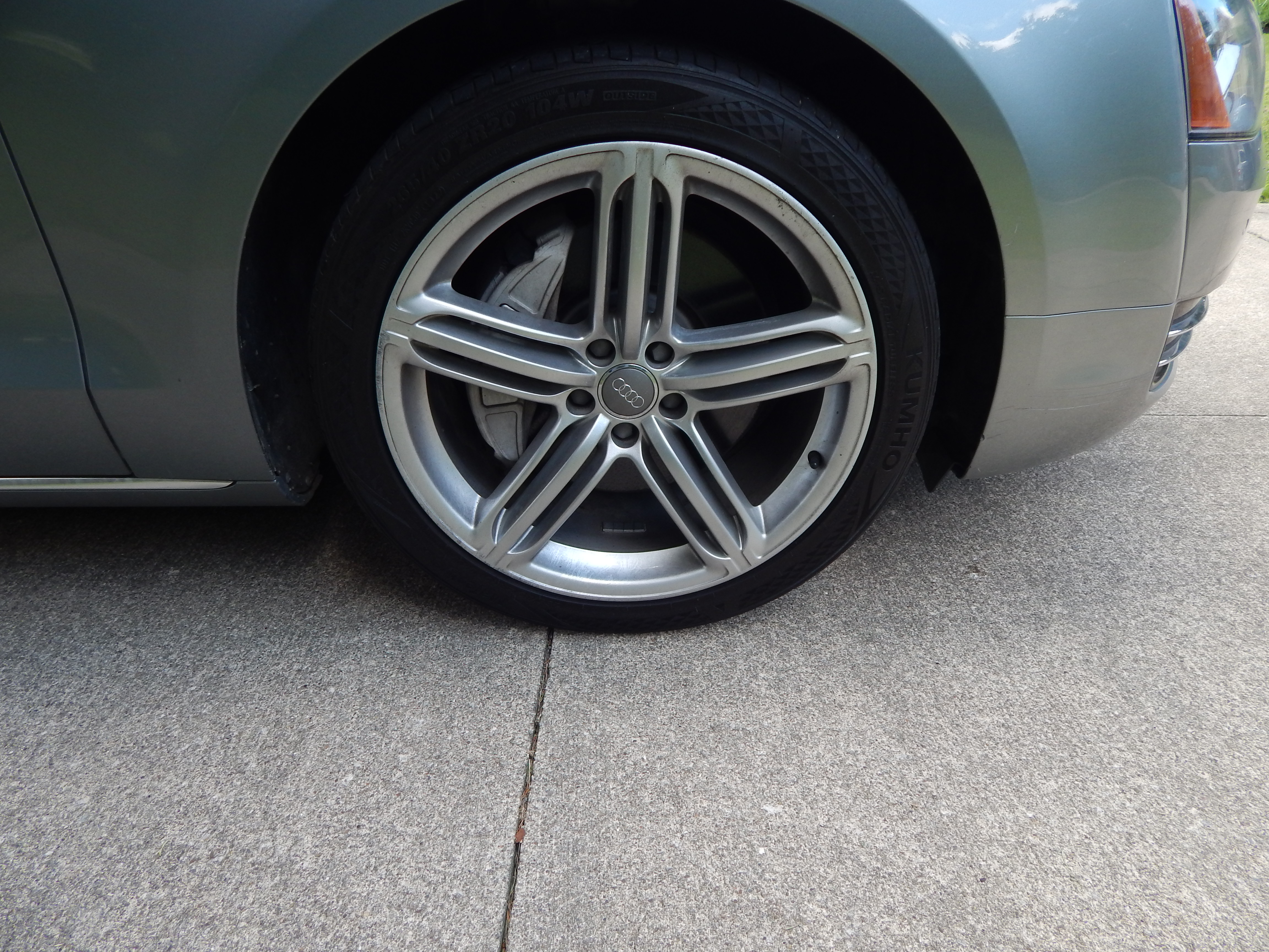 Used 2013 Audi A8 L 3.0T w/ Sport Design Pkg AWD/4WD image 11