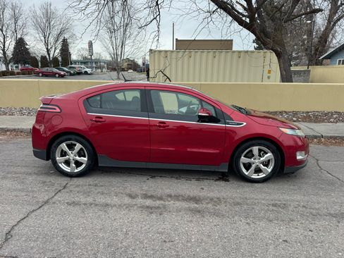 Used 2012 Chevrolet Volt Premium w/ Premium Trim Package image 10